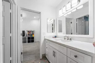 7700 NE Spanish Trail Ct, Boca Raton, FL 33487 - Photo 17