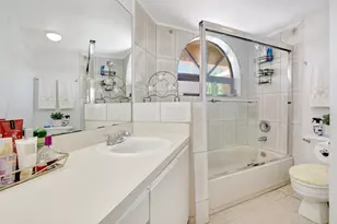 15499 N Miami Lakeway N, Miami Lakes, FL 33014 - Photo 23