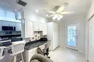 880 SE Degan Dr, Port Saint Lucie, FL 34983 - Photo 11