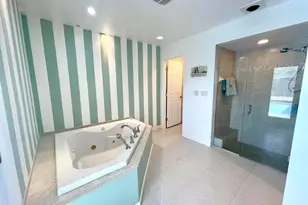 880 SE Degan Dr, Port Saint Lucie, FL 34983 - Photo 15