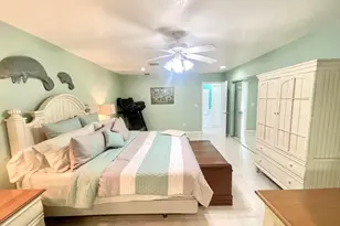 880 SE Degan Dr, Port Saint Lucie, FL 34983 - Photo 11