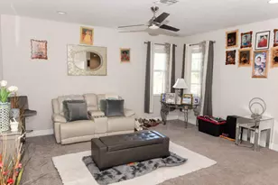 1300 NW Fiorenza Ct, Port Saint Lucie, FL 34986 - Photo 11