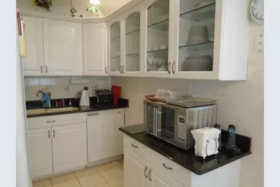 3300 Springdale Boulevard #316, Palm Springs, FL 33461 - Photo 5