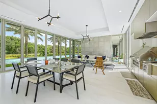 8119 Man O War Rd, Palm Beach Gardens, FL 33418 - Photo 15