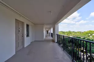 3050 N Palm Aire Dr, Pompano Beach, FL 33069 - Photo 13