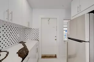 3050 N Palm Aire Dr, Pompano Beach, FL 33069 - Photo 23