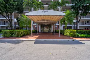 3050 N Palm Aire Dr, Pompano Beach, FL 33069 - Photo 7