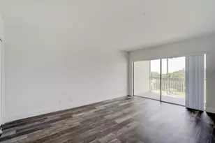 3050 N Palm Aire Dr, Pompano Beach, FL 33069 - Photo 33