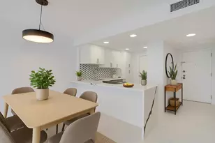 3050 N Palm Aire Dr, Pompano Beach, FL 33069 - Photo 9