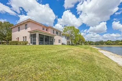 694 Cresta Circle, West Palm Beach, FL 33413 - Photo 37