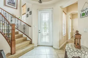 694 Cresta Cir, West Palm Beach, FL 33413 - Photo 3