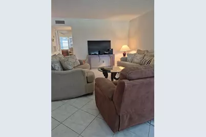 732 South Drive #C, Delray Beach, FL 33445 - Photo 9