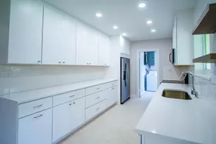 214 SW 3rd St, Boca Raton, FL 33432 - Photo 9