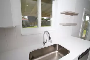 214 SW 3rd St, Boca Raton, FL 33432 - Photo 11