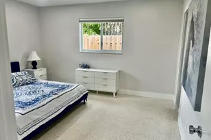 214 SW 3rd St, Boca Raton, FL 33432 - Photo 15