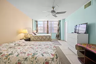 137 Golden Isles Dr, Hallandale Beach, FL 33009 - Photo 13