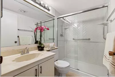 2070 Guildford D, Boca Raton, FL 33434 - Photo 29