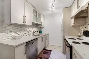 2070 Guildford D, Boca Raton, FL 33434 - Photo 15