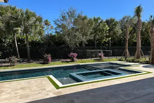 9180 Coral Isles Cir, Palm Beach Gardens, FL 33412 - Photo 5