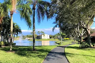 519 Shady Pine Way, Greenacres, FL 33415 - Photo 5