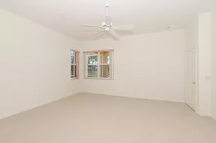 600 NW Lambrusco Dr, Port Saint Lucie, FL 34986 - Photo 23