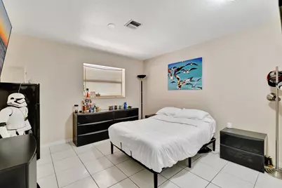 566 SE Floresta Drive, Port Saint Lucie, FL 34983 - Photo 21