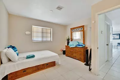 566 SE Floresta Drive, Port Saint Lucie, FL 34983 - Photo 19