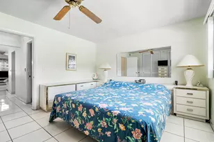 419 Golden Isles Dr, Hallandale Beach, FL 33009 - Photo 19