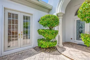 119 Via Paradisio, Palm Beach Gardens, FL 33418 - Photo 9