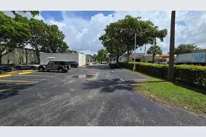 7020 W Commercial Boulevard, Lauderhill, FL  - Photo 15