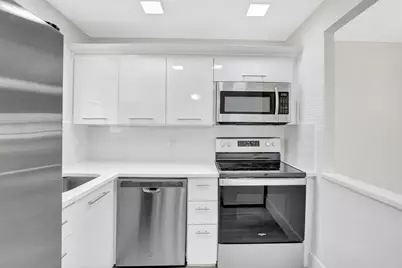 2750 Sunrise Lakes Drive W #108, Sunrise, FL 33322 - Photo 3