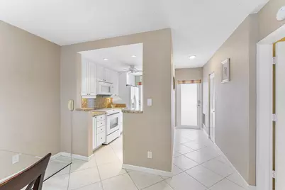 101 NE 19th Avenue #208, Deerfield Beach, FL 33441 - Photo 3