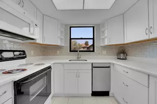 361 SW South River Dr, Stuart, FL 34997 - Photo 9