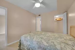 361 SW South River Dr, Stuart, FL 34997 - Photo 23