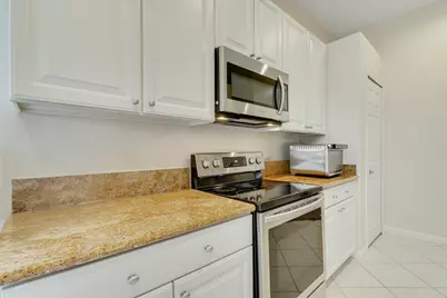 8513 Belfry Place, Port Saint Lucie, FL 34986 - Photo 13