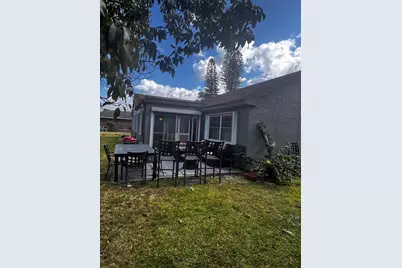 112 NE Caprona Avenue, Port Saint Lucie, FL 34983 - Photo 11