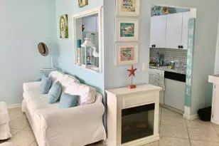 107 Sheffield E, West Palm Beach, FL 33417 - Photo 3