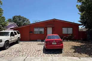 1126 S L St, Lake Worth Beach, FL 33460 - Photo 1