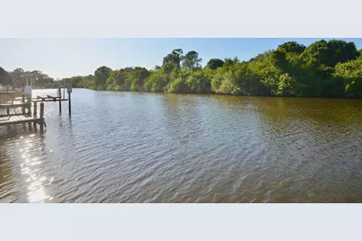 283 NE Sagamore Terrace, Port Saint Lucie, FL 34983 - Photo 53