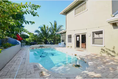 283 NE Sagamore Terrace, Port Saint Lucie, FL 34983 - Photo 47