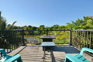 283 NE Sagamore Terrace, Port Saint Lucie, FL 34983 - Photo 21