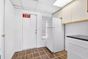 215 NW 3rd St, Boynton Beach, FL 33435 - Photo 15