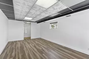 215 NW 3rd St, Boynton Beach, FL 33435 - Photo 5