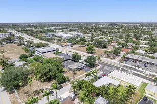 215 NW 3rd St, Boynton Beach, FL 33435 - Photo 25