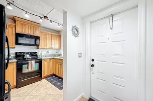 1001 Republic Ct, Deerfield Beach, FL 33442 - Photo 5