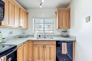 1001 Republic Ct, Deerfield Beach, FL 33442 - Photo 7