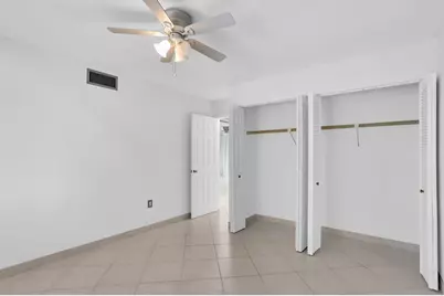 4290 Deste Court #301, Lake Worth, FL 33467 - Photo 13