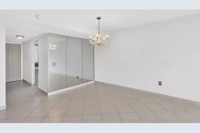 4290 Deste Court #301, Lake Worth, FL 33467 - Photo 11