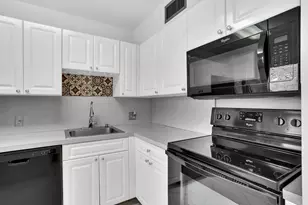 4290 Deste Ct, Lake Worth, FL 33467 - Photo 9