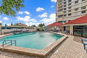 5480 N Ocean Dr, Riviera Beach, FL 33404 - Photo 37